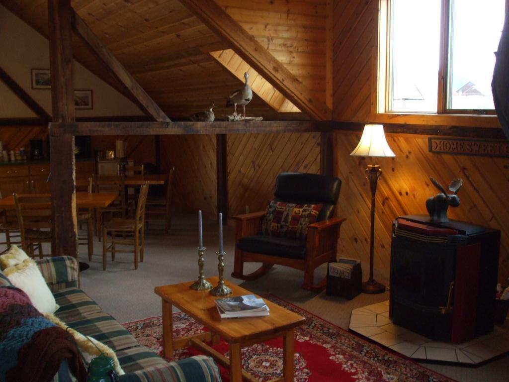 Swan Valley Hansen Guest Ranch חדר תמונה